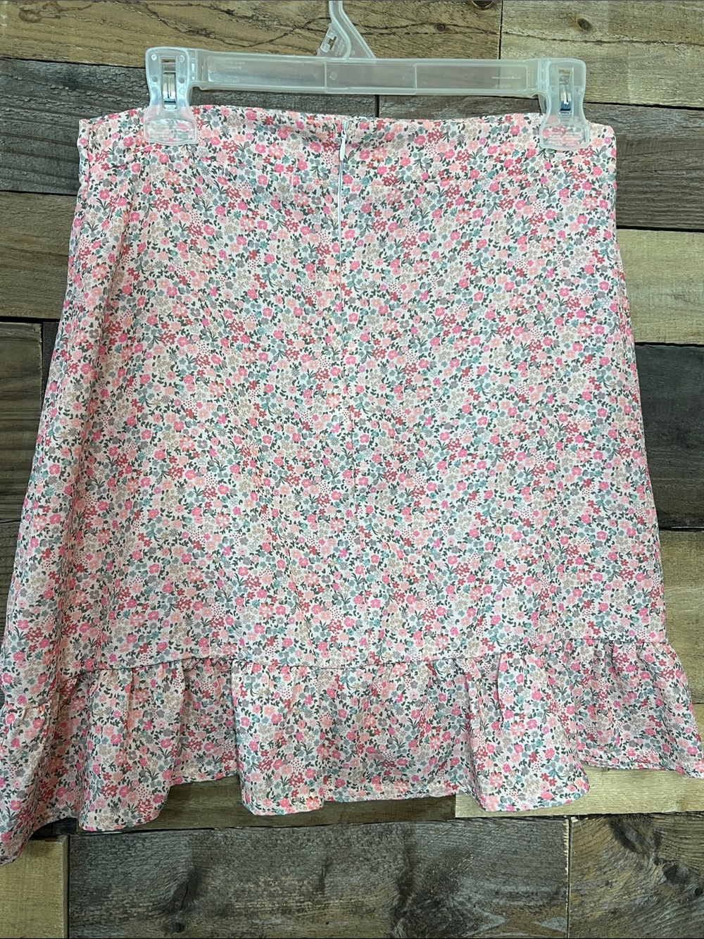 PrettyLittleThing Pink Floral Ruffle Mini Skirt - Picture 4 of 14